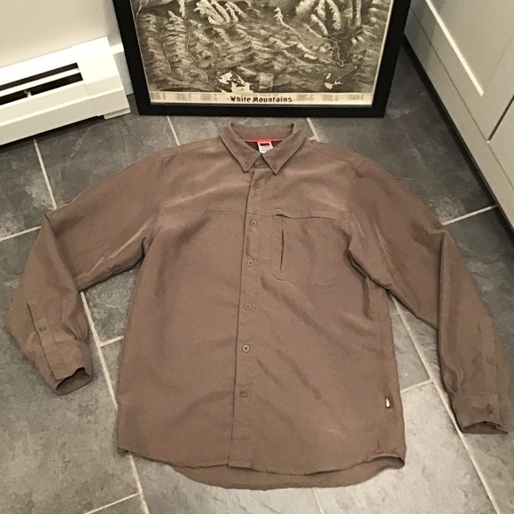 North Face Hiking Shirt Convertible Sleeve Button Down Outdoor Performance Top - Picture 15 of 16